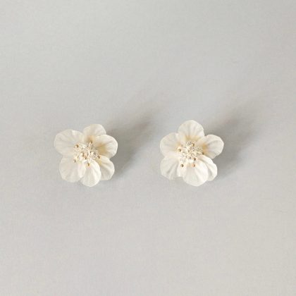 Pendientes Flor blanca silvestre
