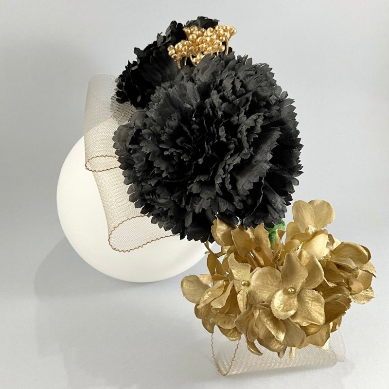Ramillete de claveles y hortensias con tul - Imagen 3