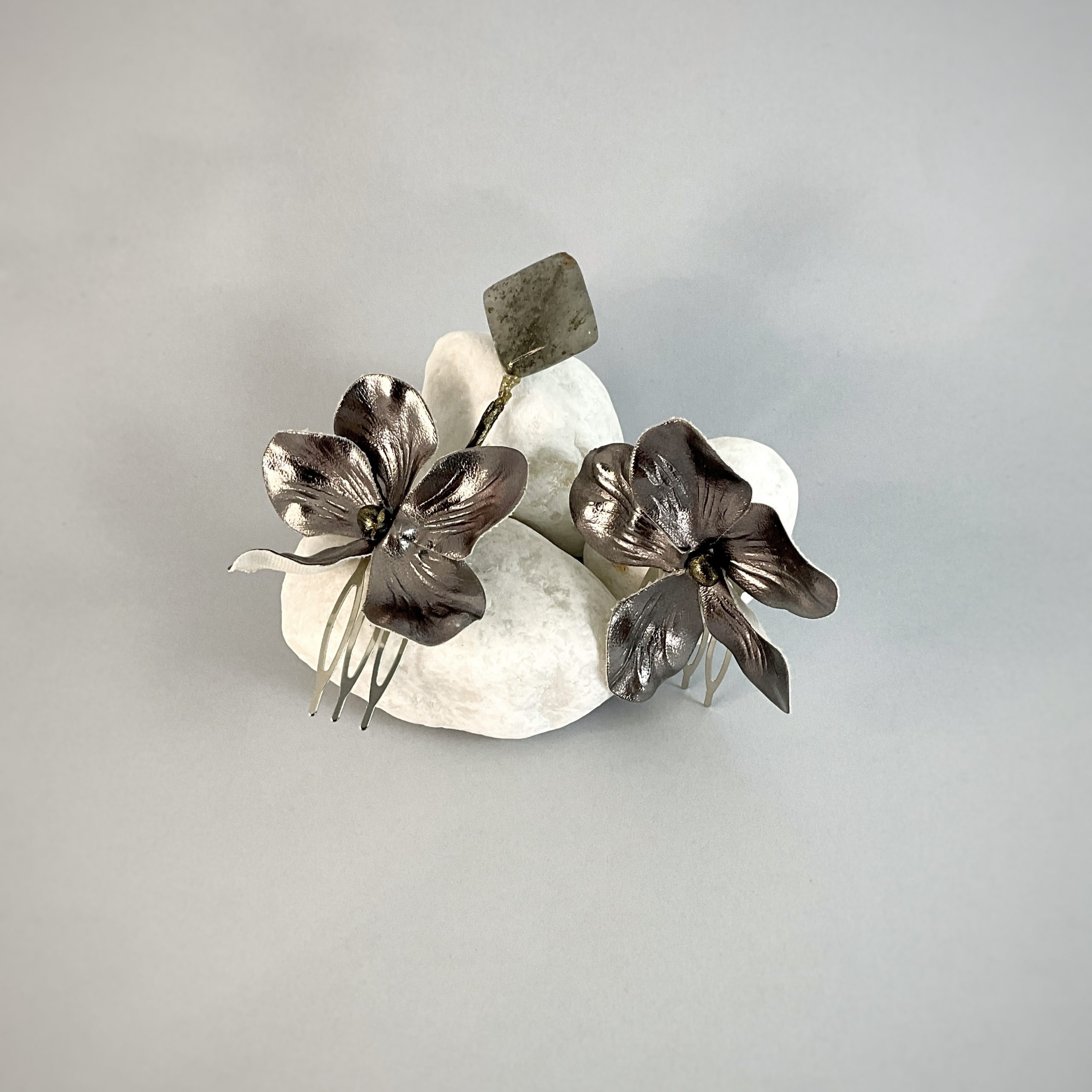 Peinecillo Flores de plata